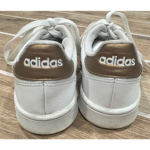 ADIDAS Advantage Sneakers White w/ Metallic Details Size 8 - Picture 3 of 6